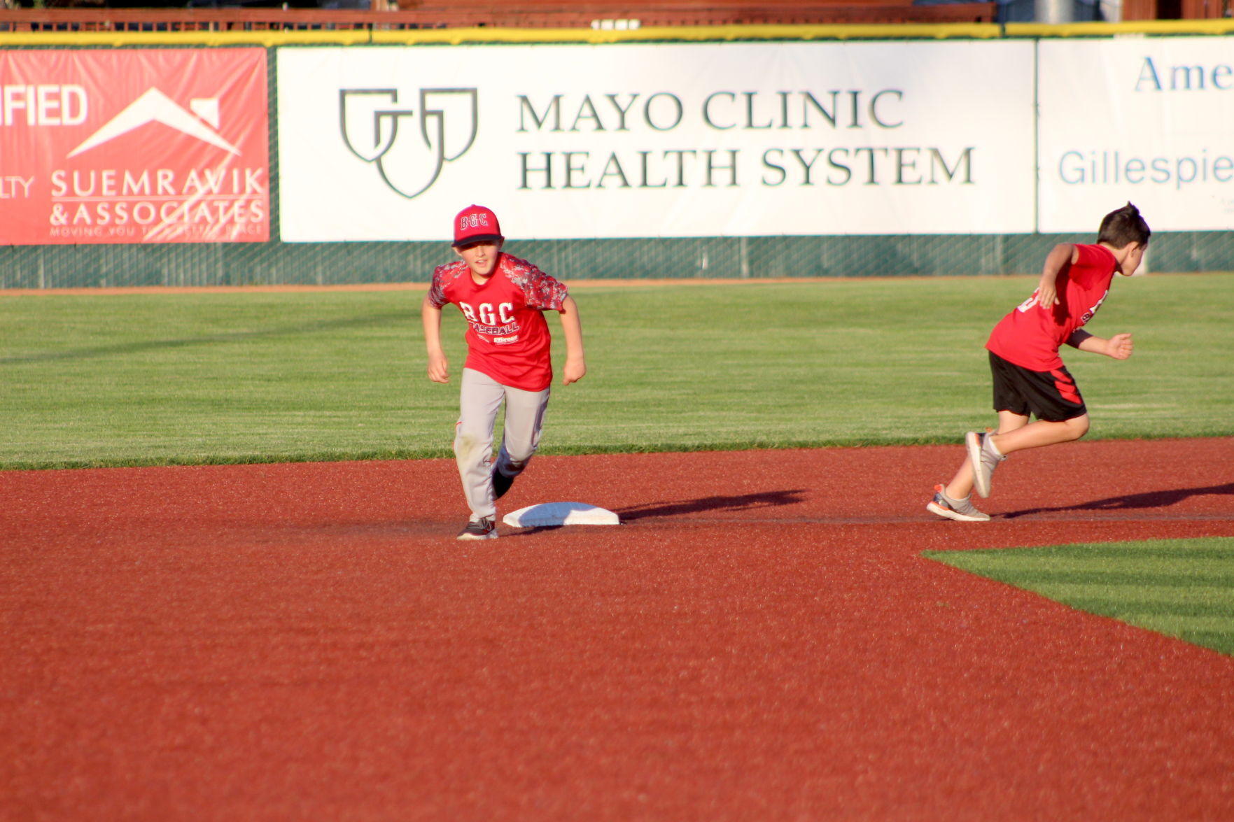 Young fans race